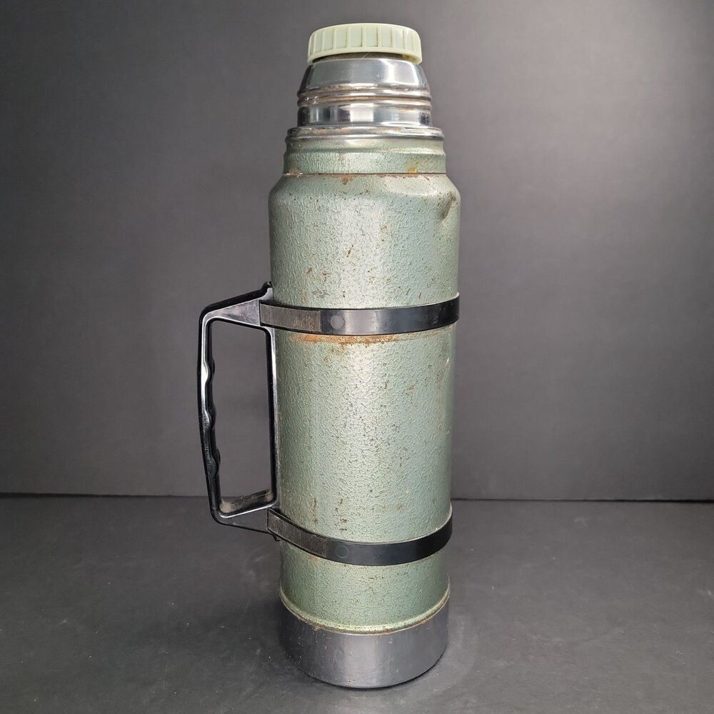 Vintage 1978 Stanley Aladdin Thermos Green A-944C Made in USA Missing Lid PARTS
